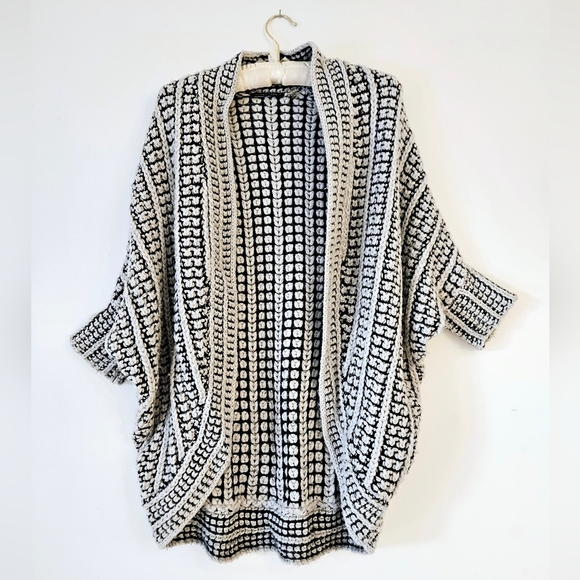 Black Tape oversized cardigan - Picture 1 of 4